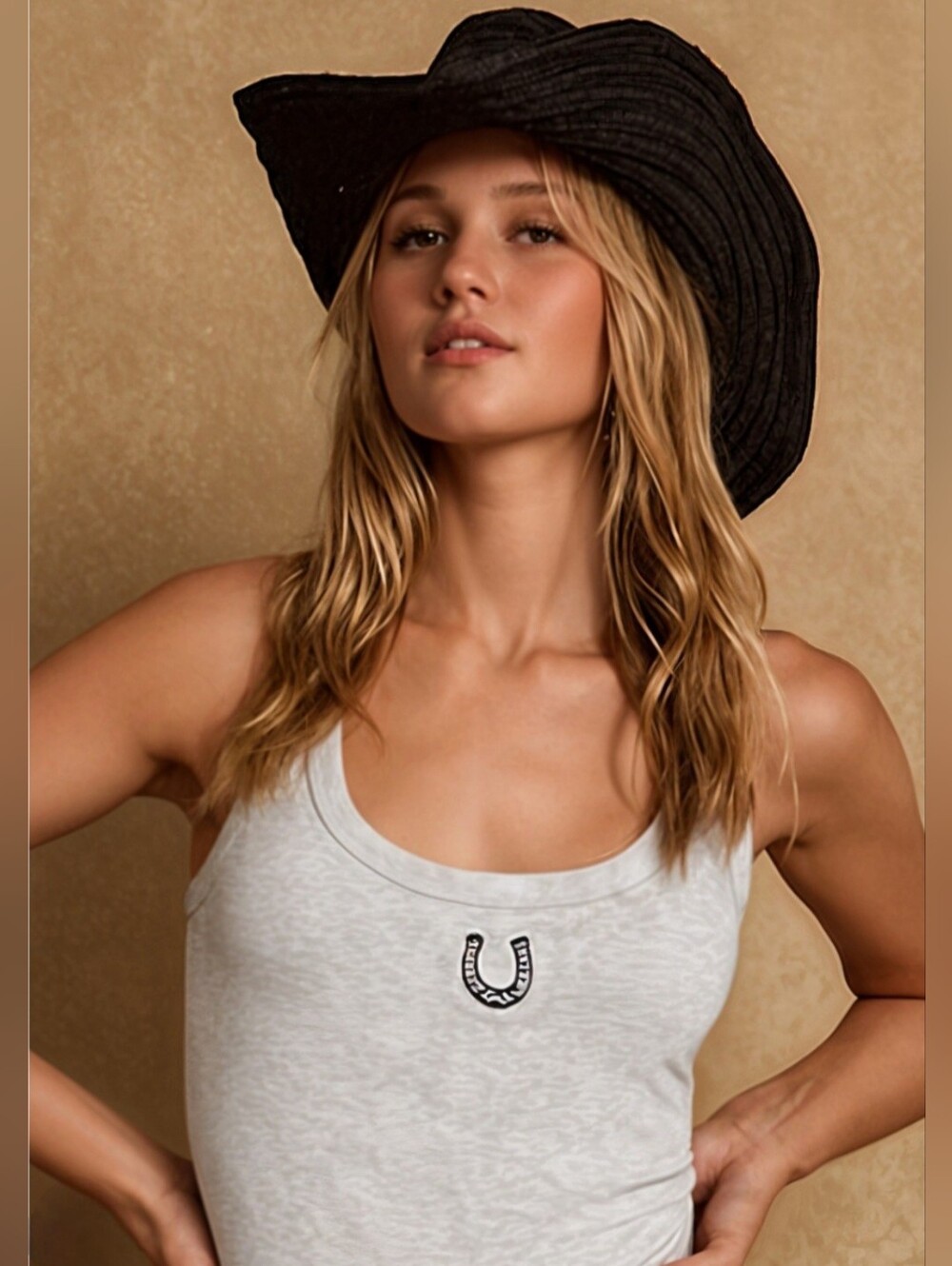 Abercrombie & Fitch Tank Top With Embroidered Horse Shoe Detail-Light Gray